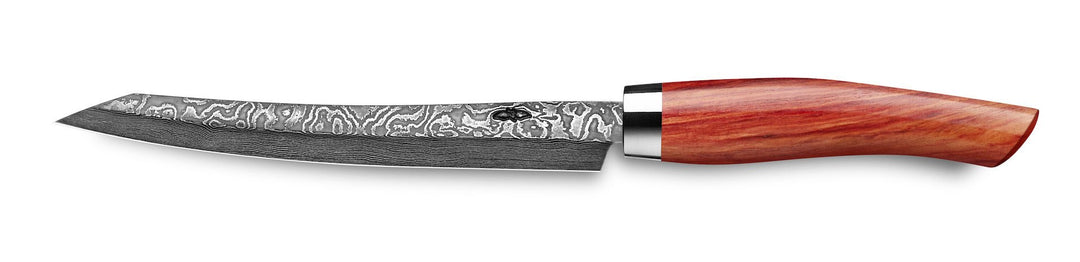 Ein Nesmuk Exklusiv C100 Slicer 160 Damaststahlmesser mit gemusterter Klinge und poliertem Holzgriff.