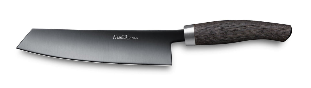 Ein Nesmuk Janus Kochmesser 180 mit schwarzer DLC-beschichteter Klinge und dunklem Holzgriff auf weißem Hintergrund.