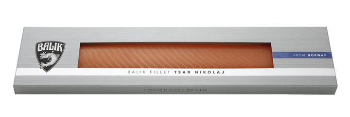 Ein verpacktes Balik Filet Tsar Nikolaj Airport-Produkt von Caviar House Prunier, mit Angabe seiner Herkunft aus Norwegen.