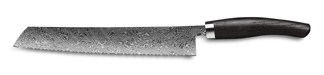 Ein Nesmuk Exklusiv C90 Brotmesser 270 mit gemusterter Klinge und dunklem Holzgriff, isoliert auf weißem Hintergrund.