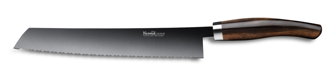 Ein Nesmuk Janus Brotmesser 270 Brotmesser mit Wellenschliff und dunklem Holzgriff auf weißem Hintergrund.