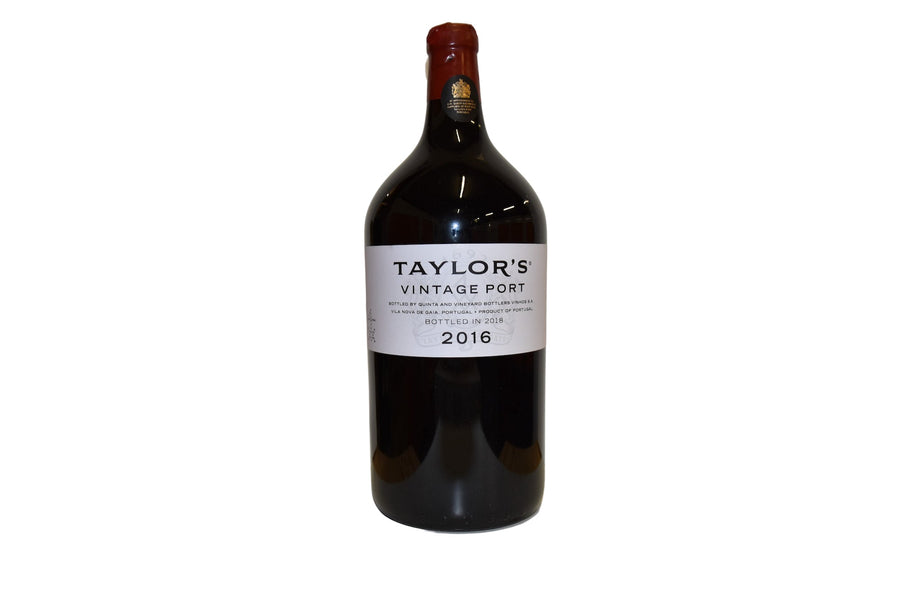 Eine Flasche Taylor's Vintage 2016 Doppelmagnum 3l Portwein.