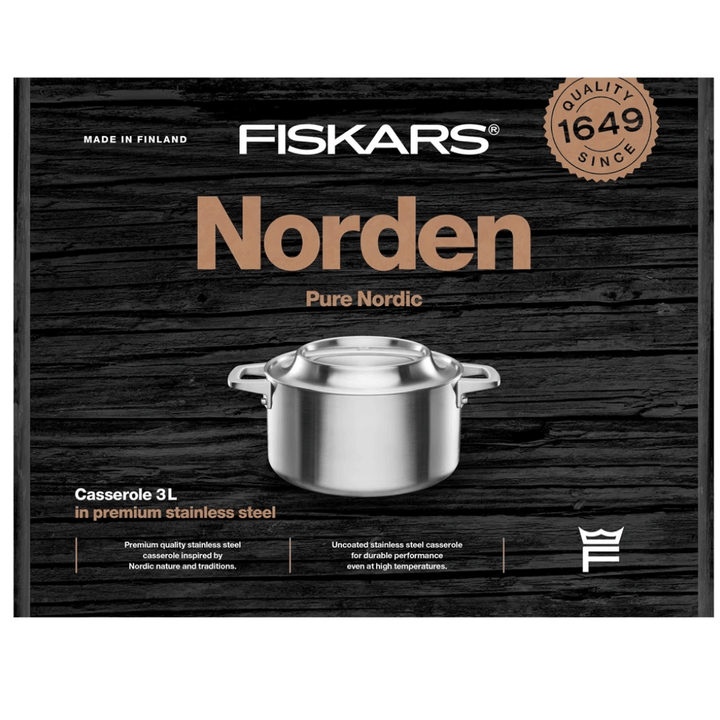 Fiskars Norden Steel Kasserolle, 3 l von Fiskars Group hebt ihre finnische Herkunft und Qualität seit 164 hervor.